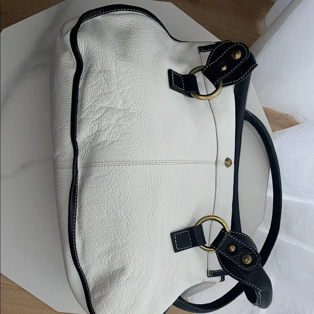 Stylish White and Navy Women's Handbag - Picture 5 of 16